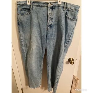 Old Navy Extra High-Waisted Button-Fly Sky-Hi Straight Raw-Hem Jeans